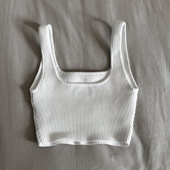 Babaton White Sculpt Knit Squareneck Cropped Tank - Picture 4 of 9
